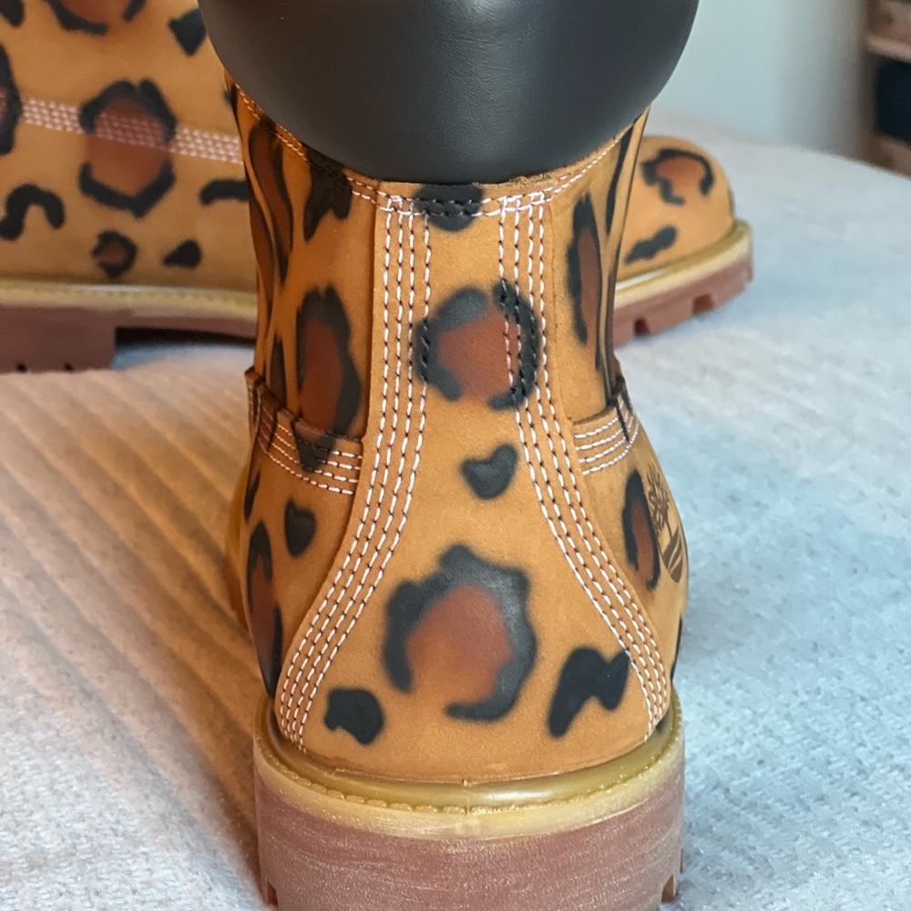 Timberland Men’s Brown Leopard Combat Boots - Picture 4 of 9